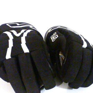 SPRT1 - Vic 2.5 HOCKEY GLOVES 13" Hockey Stick NHL